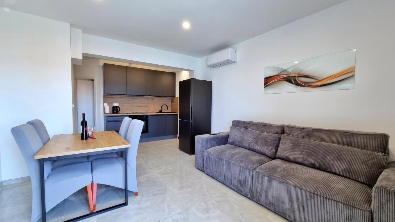 Apartment Zorica Duće Exterior foto