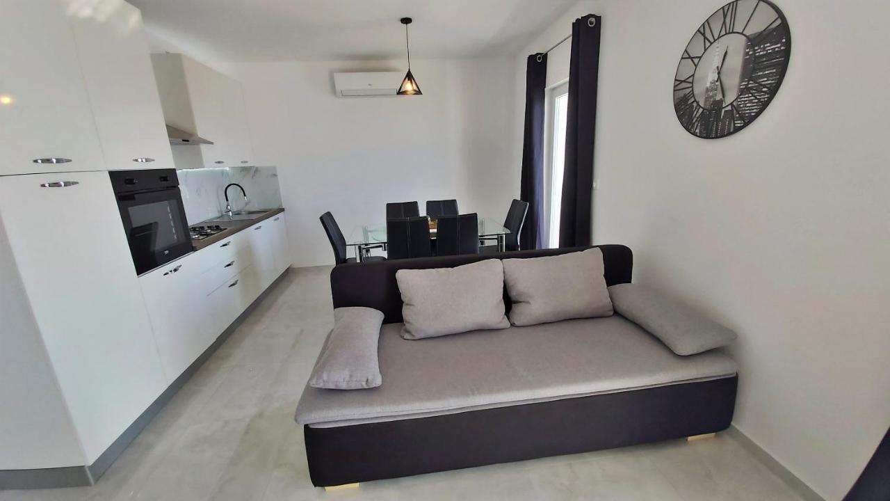 Apartment Zorica Duće Exterior foto
